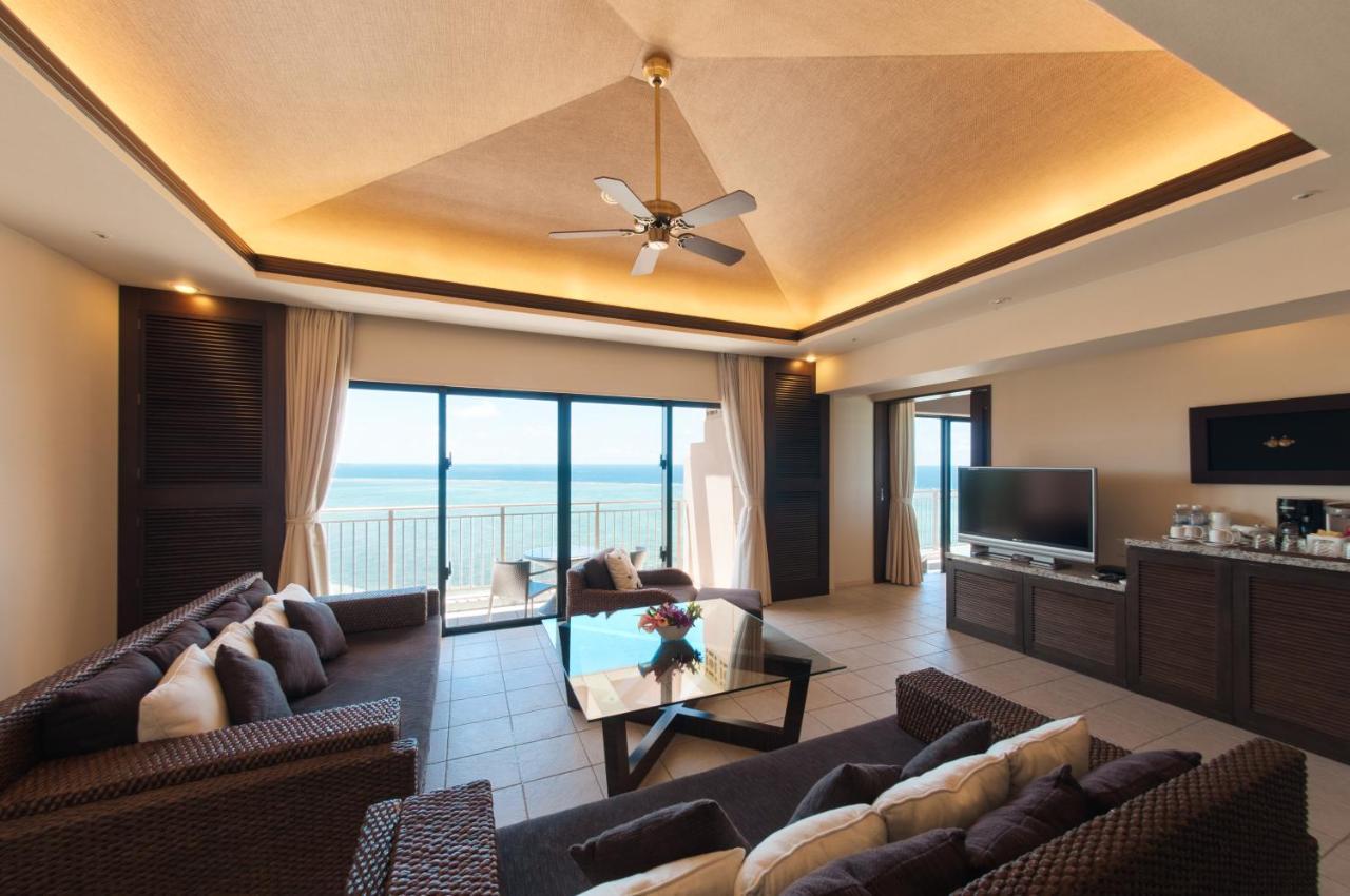 Kafuu Resort Fuchaku Condo Hotel Onna Exteriör bild
